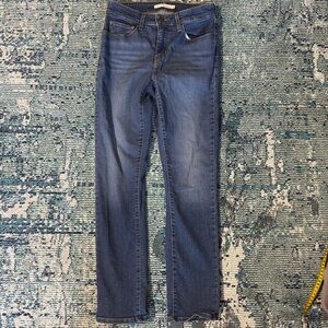 Women’s Levi classic mid rise skinny jeans (E14)